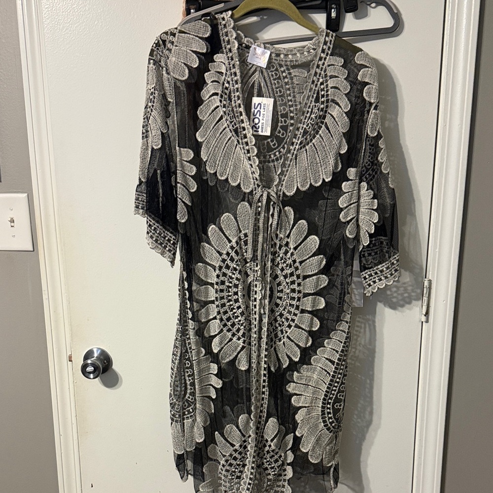Siren Lily Maternity Crochet duster - Black & Cream